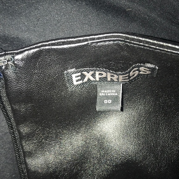 EXPRESS SKIRT - Picture 2 of 3